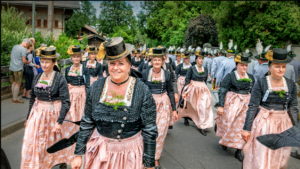 Trachtenfrauen vom GTEV Alpenrose Nußdorf am Inn
