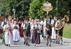 Aktive vom Trachtenverein Nußdorf am Inn